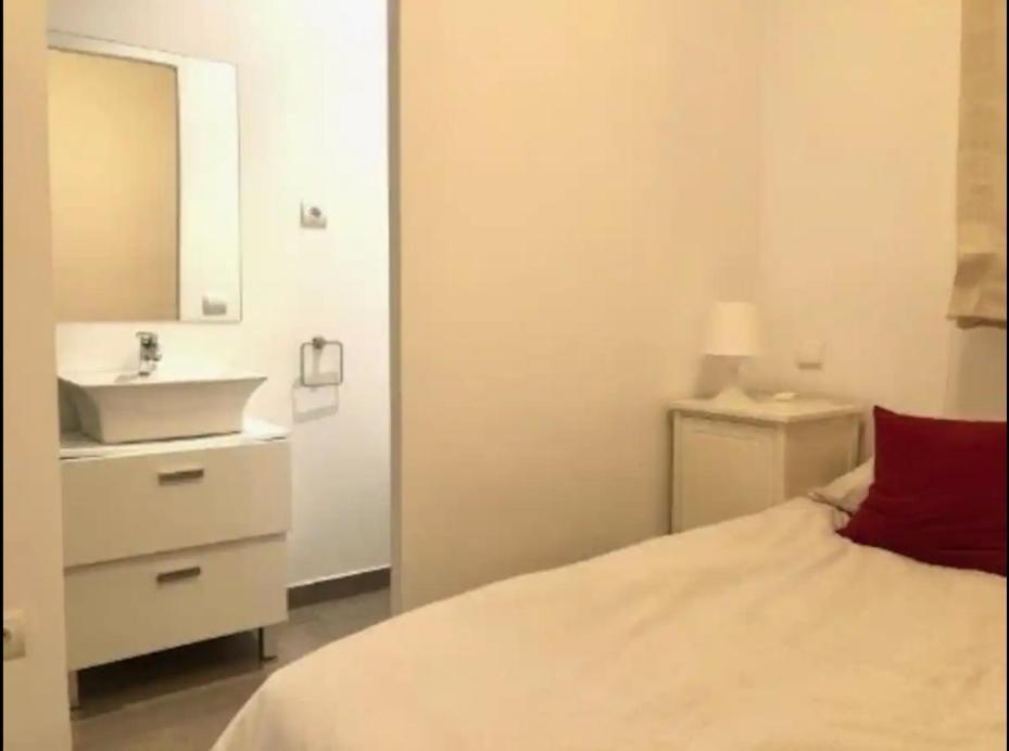 Ferienwohnung Madrid A Metros Del Retiro Exterior foto