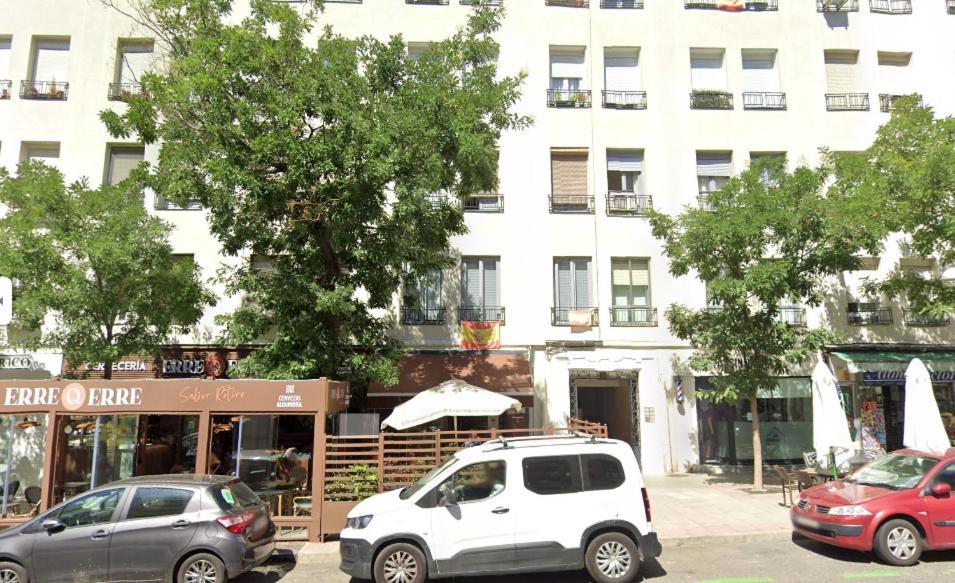 Ferienwohnung Madrid A Metros Del Retiro Exterior foto